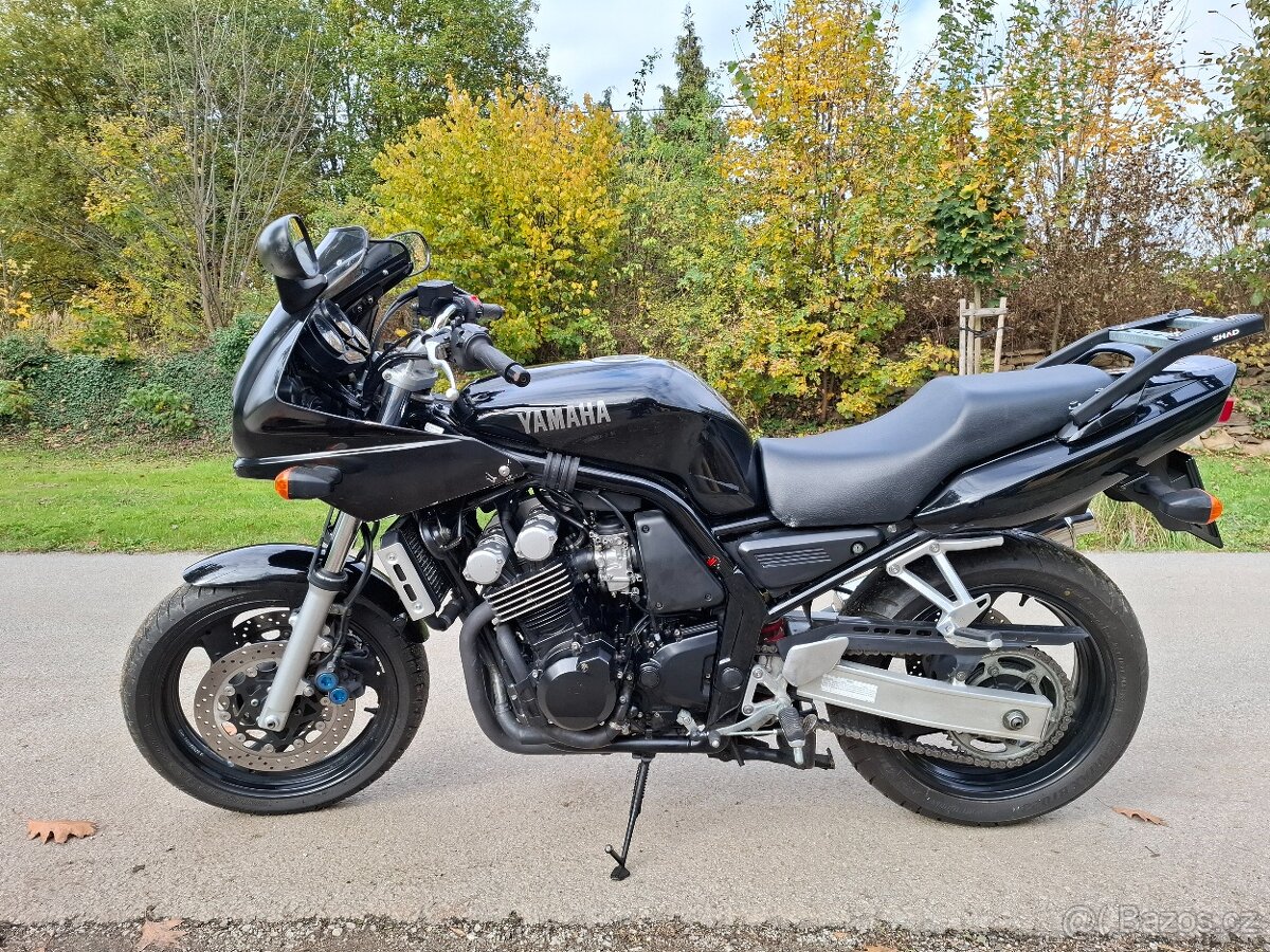Yamaha Fazer 600