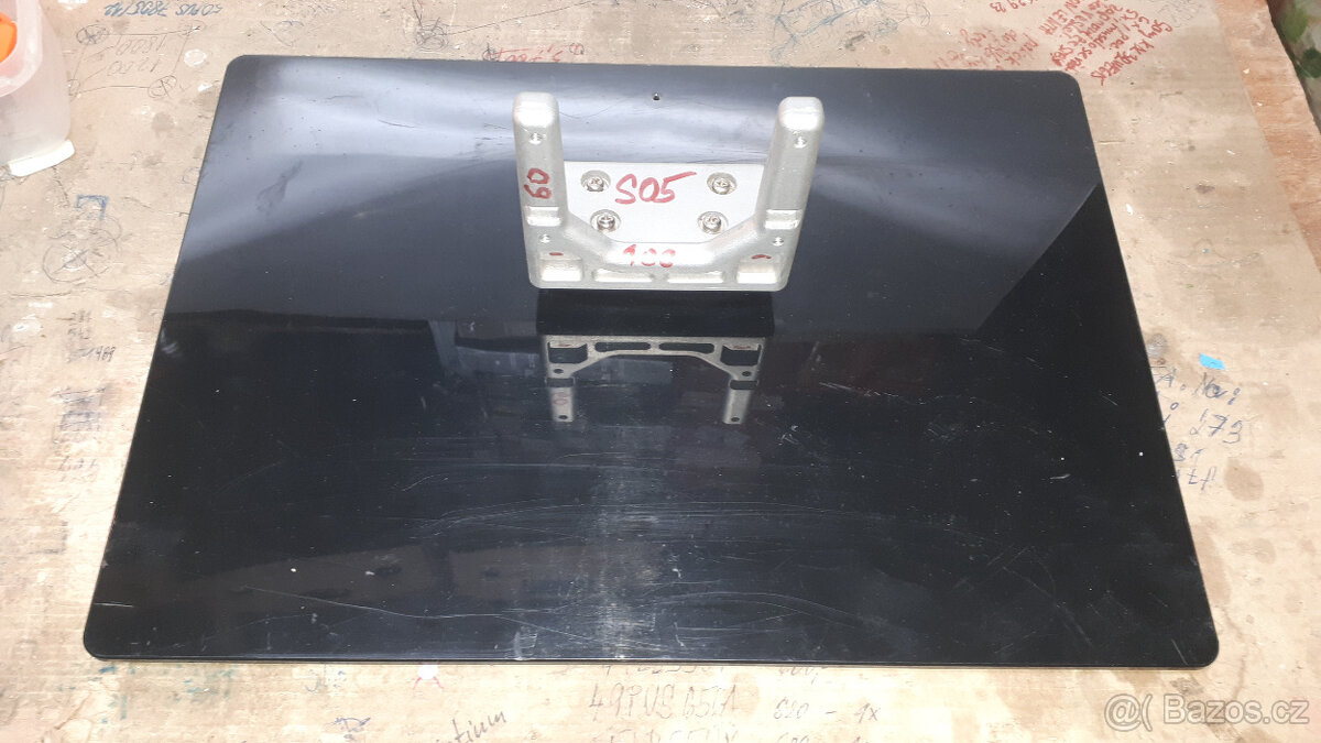 S05 Noha, podstavec, stojan Panasonic 50" plazma