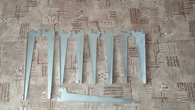 Držák police - vybavení obchodu