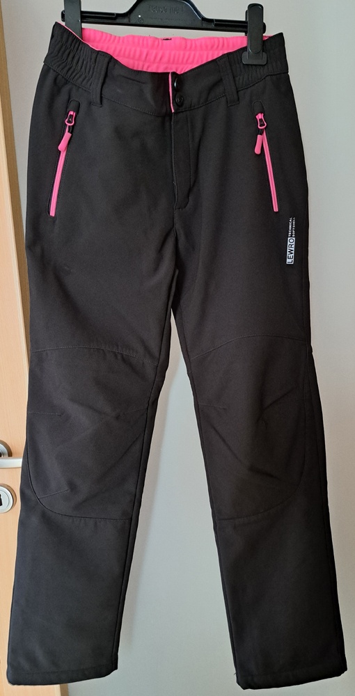 NOVÉ dívčí softshellové kalhoty LEWRO ORES, vel. 152/158