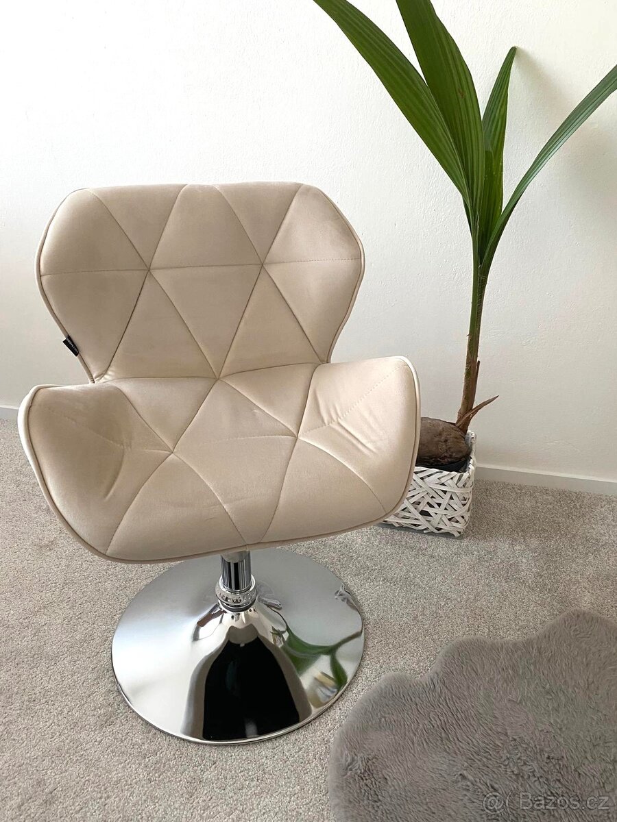 Luxusní otočná židle