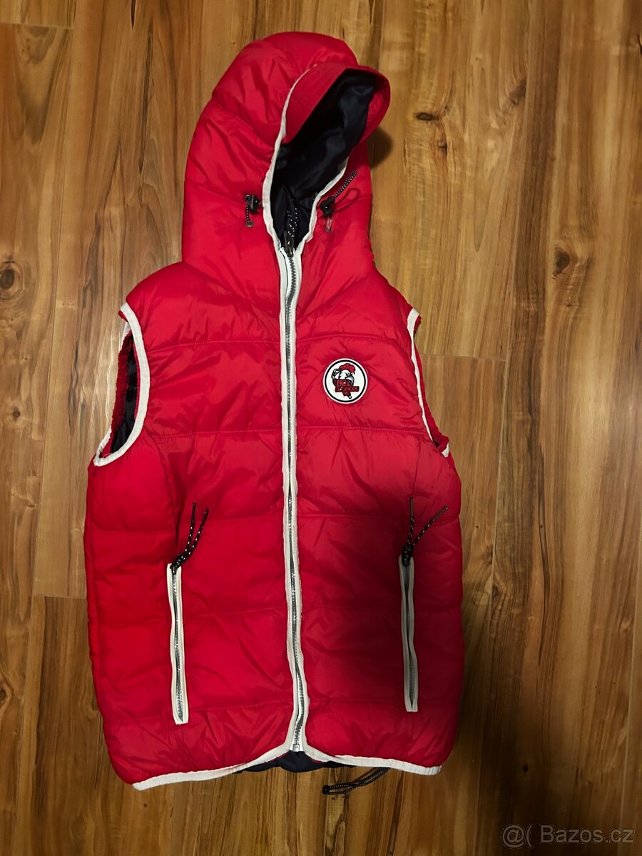 Zateplená vesta HC Olomouc – velikost S