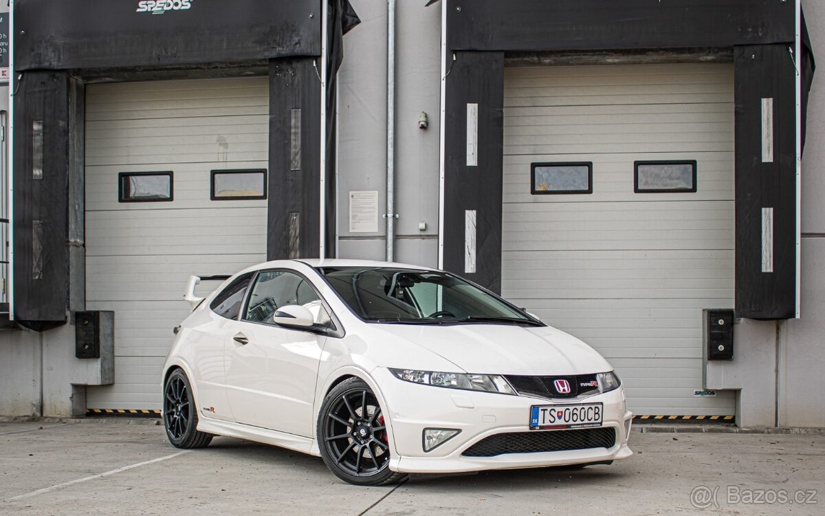 Honda Civic TypeR FN2 2.0 i-VTEC 148kW Championship White