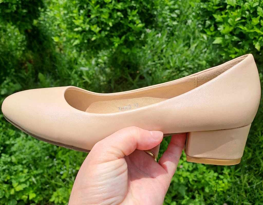 Béžové lodičky velikost 37