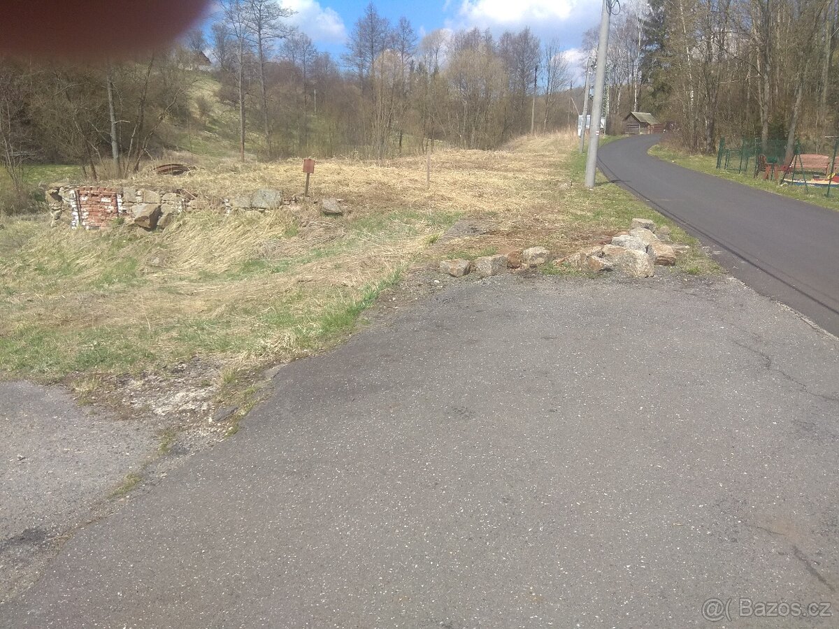 PRODEJ STAVEBNÍHO POZEMKU