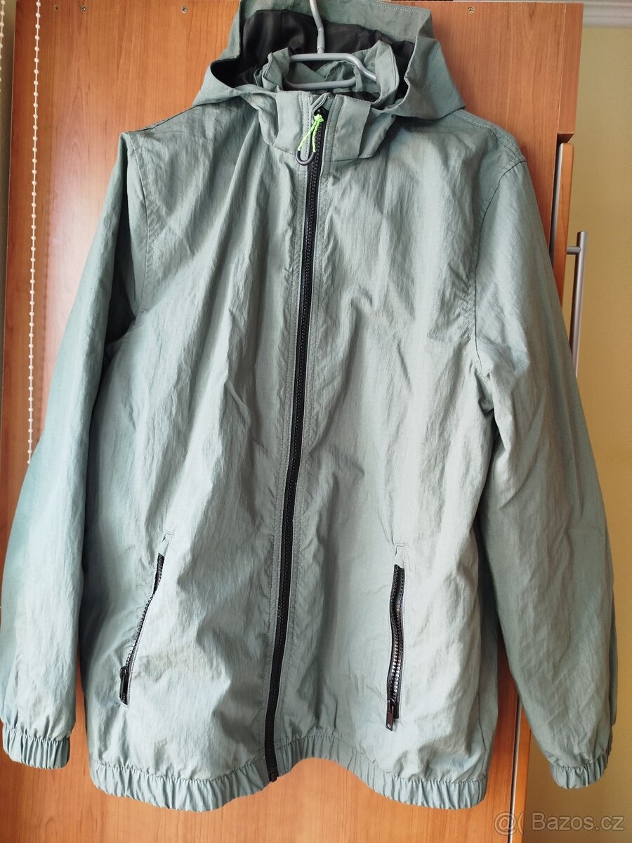 chlapecká bunda/větrovka H&M vel.164