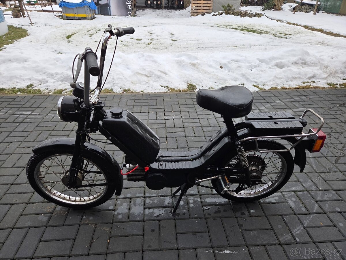 Babetta 210 s kartičkou, černá 2.