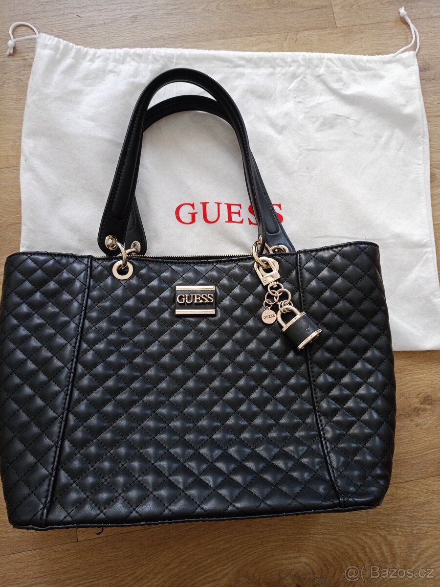 Kabelka Guess