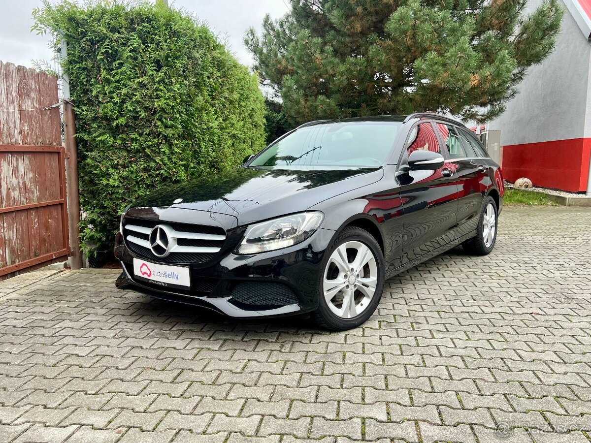 Mercedes-Benz Třídy C180 7G-Tronic / NAVI / 2015