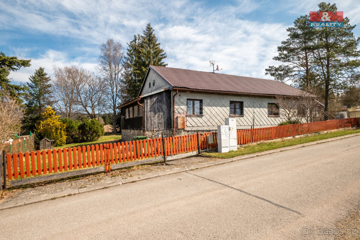 Prodej rodinného domu, 160 m², Stožec