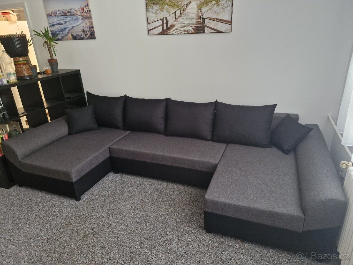 Sedací souprava do tvaru U s úložným prostorem