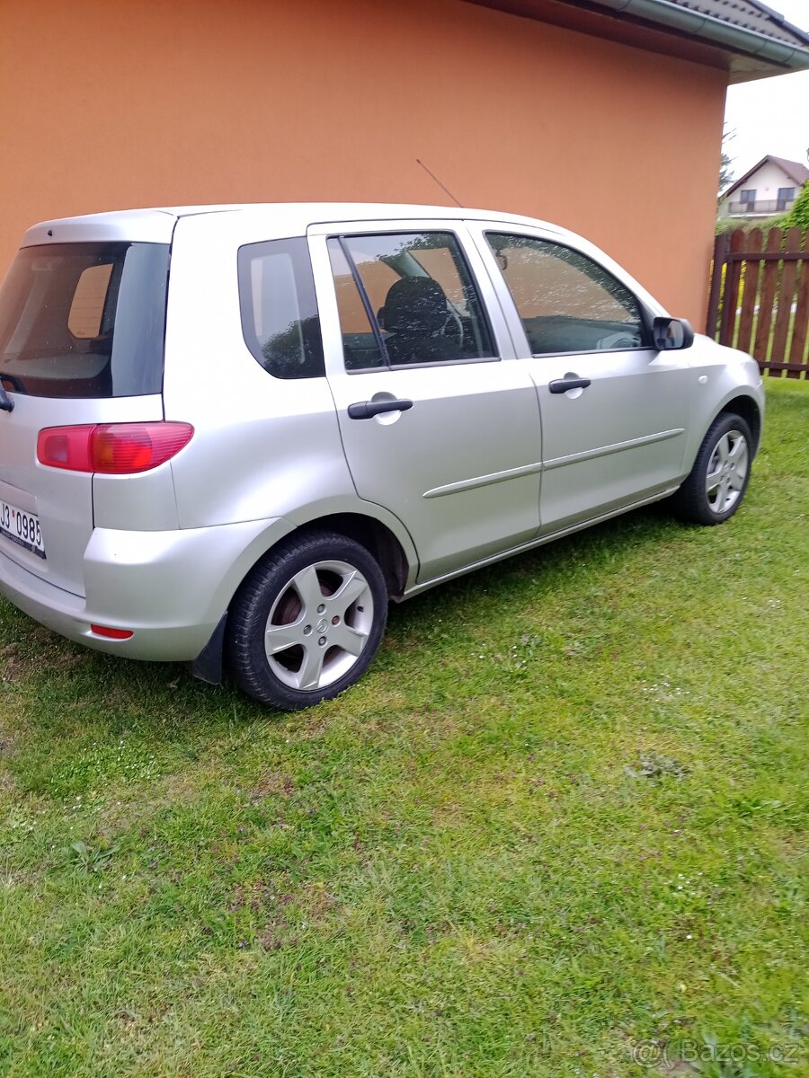 Mazda 2