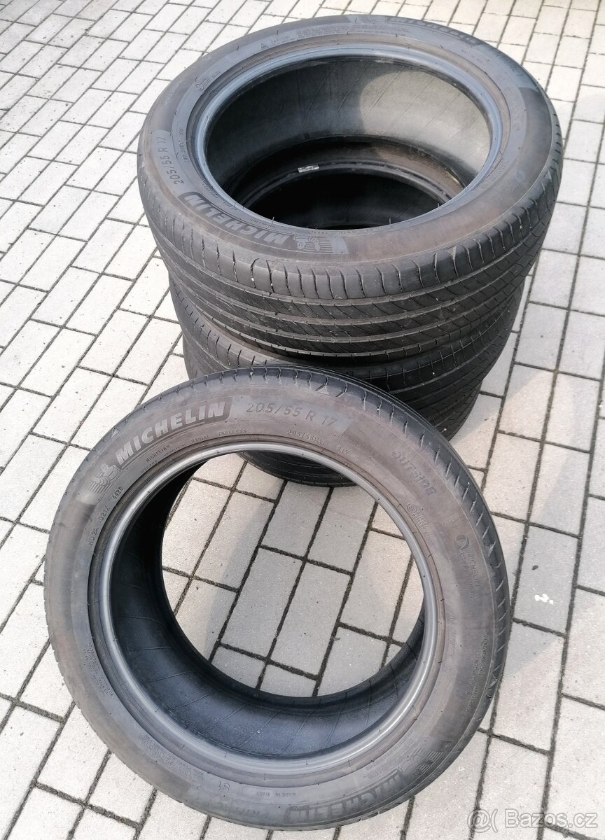205/55 R17 - letní Michelin 90%