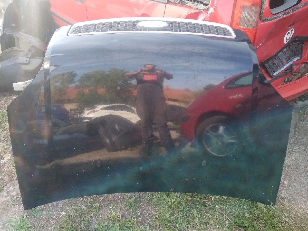 Prodám kapotu ford fusion