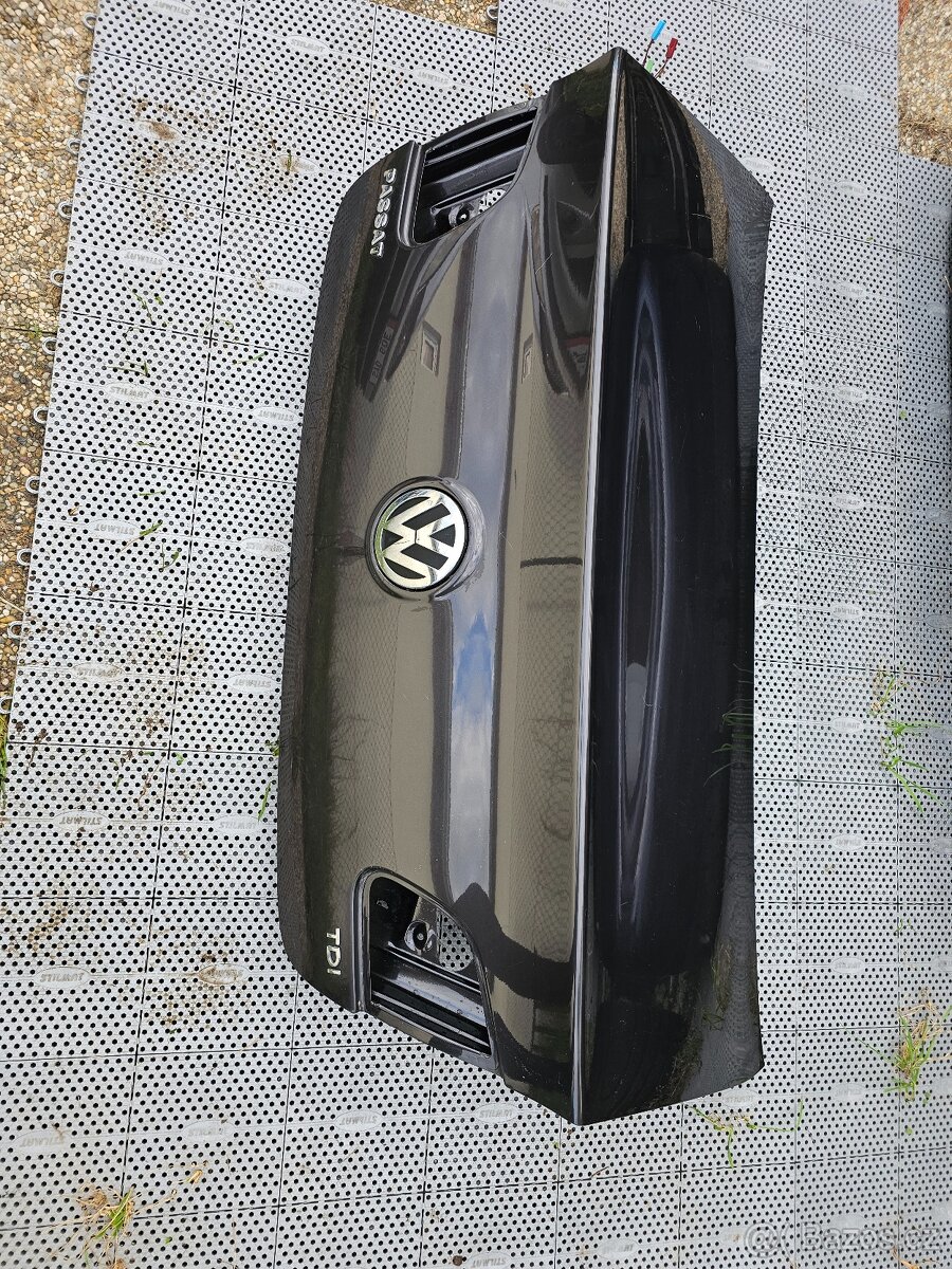 Víko kufru VW Passat B6