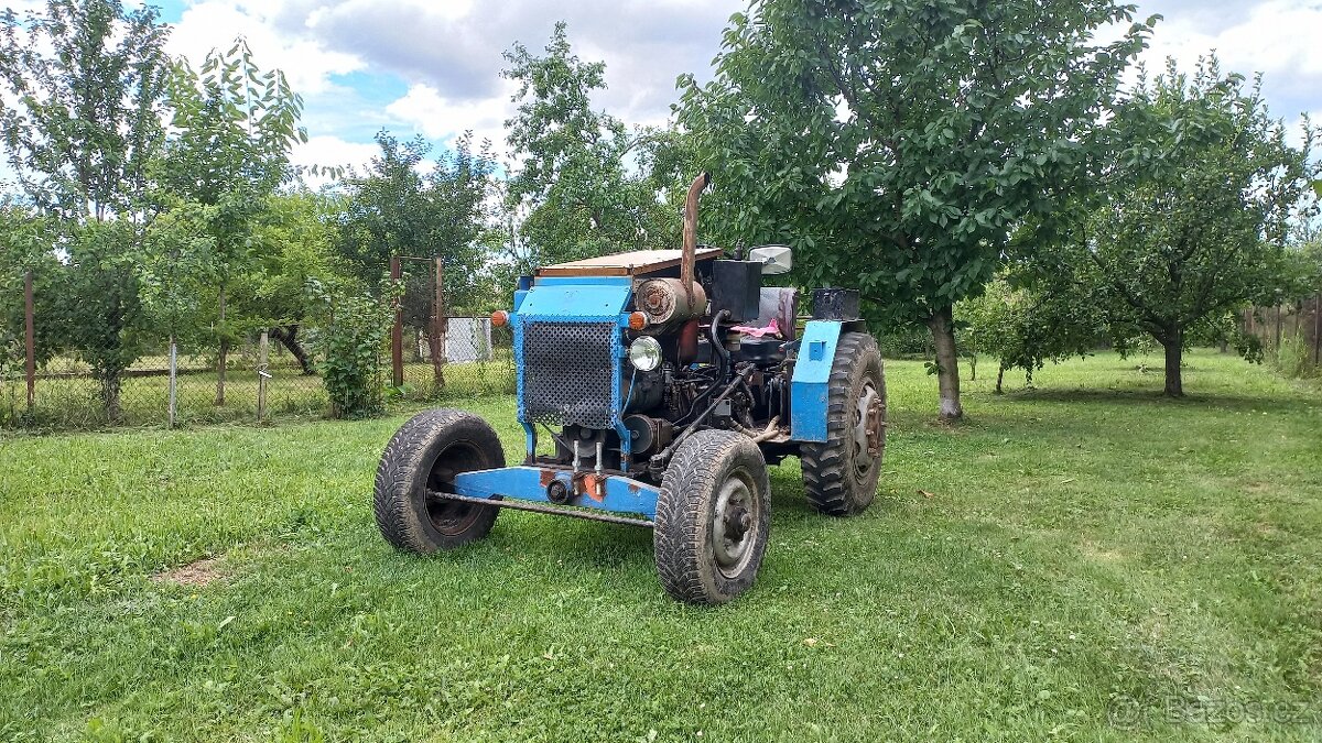 DOMÁCÍ MALOTRAKTOR - DIESEL