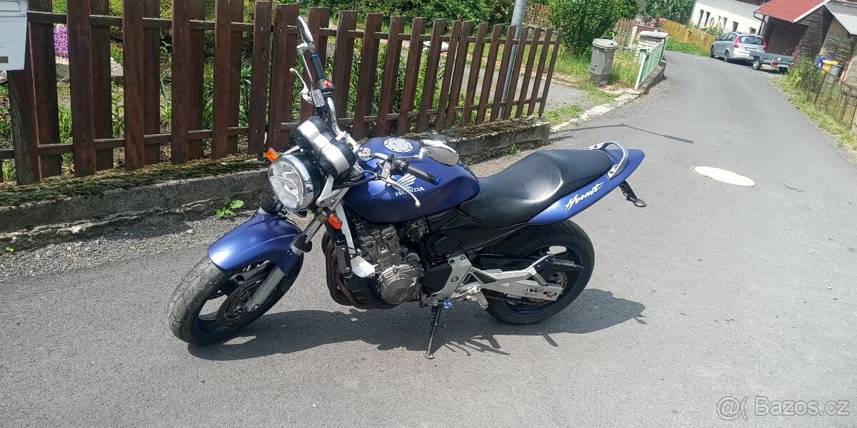 Honda Hornet 600 ,71 kW inzerát platný do smazání