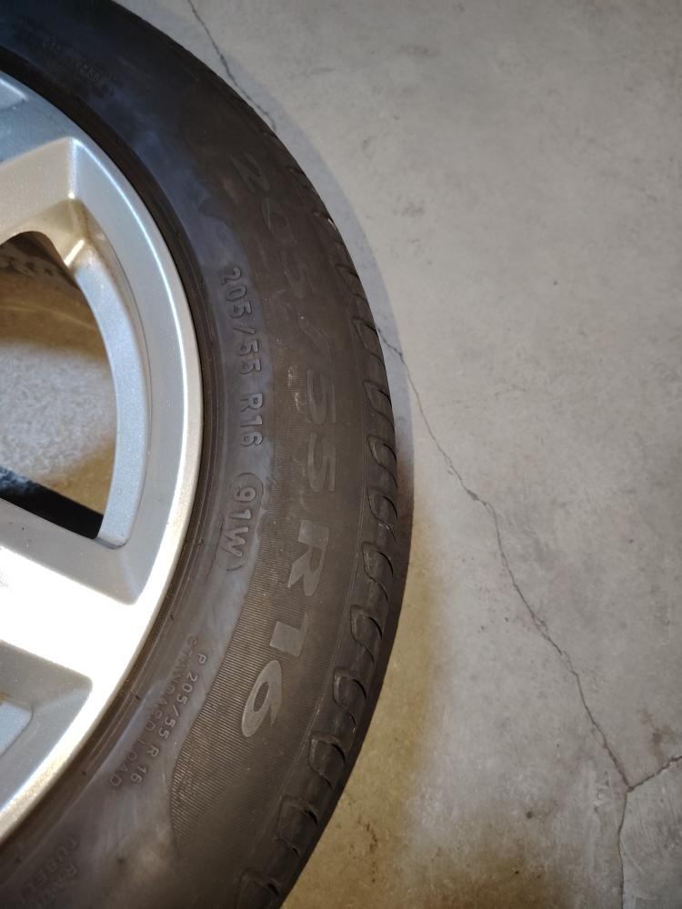 205/55 R16 Pirelli