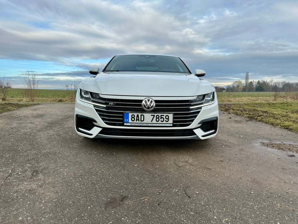 VW Arteon - 2.0TDI 110KW, R-Line, DSG, Virtual