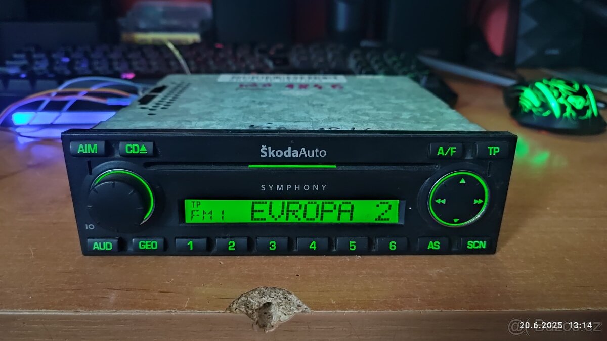 🎶 Autorádio Škoda Symphony – plně funkčnà + kód ✅