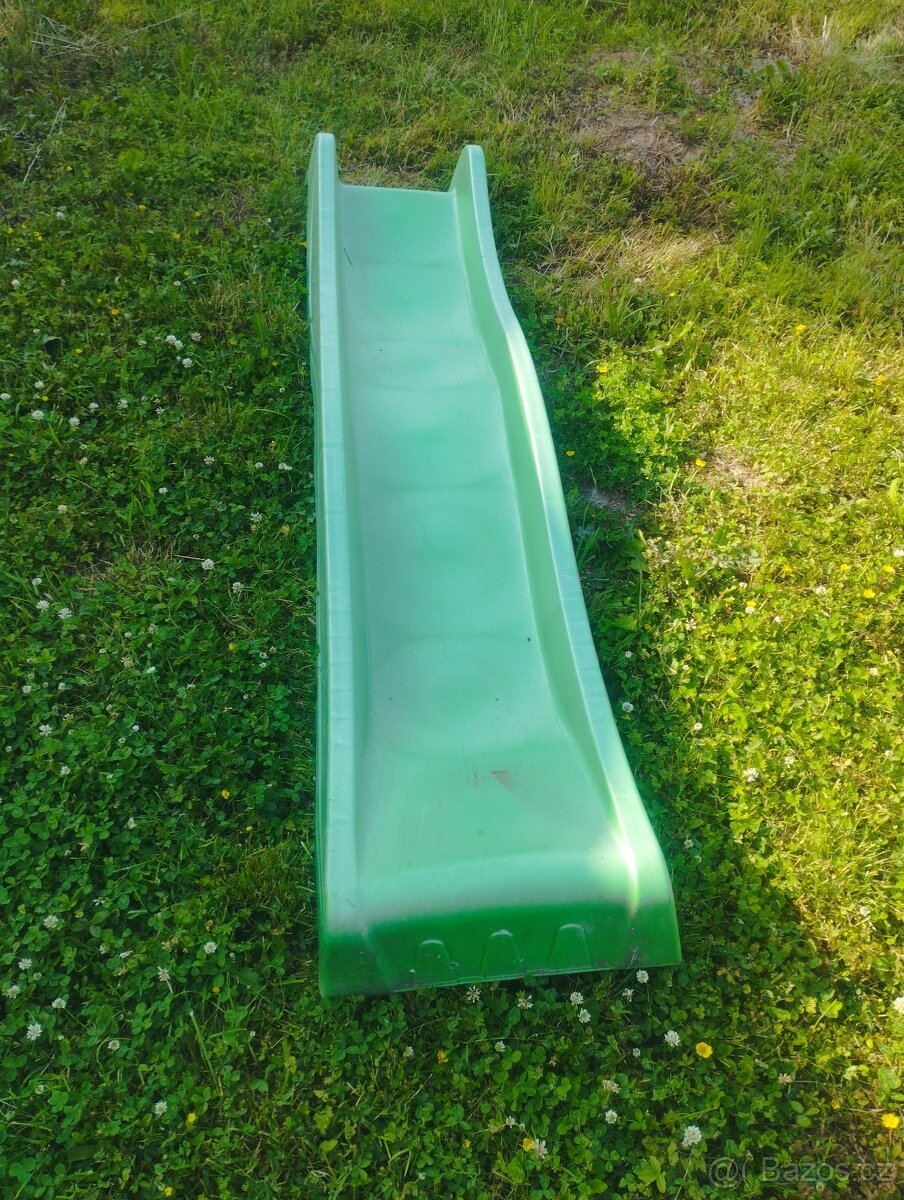 Dětská skluzavka