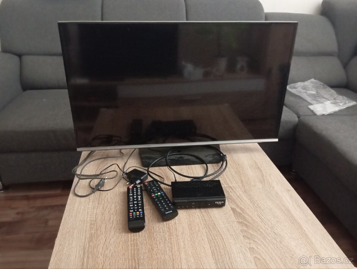 Tv a set top box