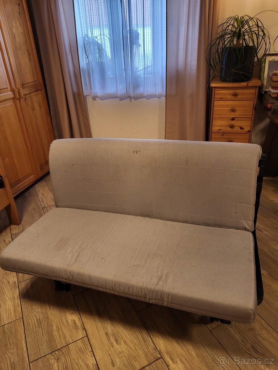 Ikea rozkládací pohovka