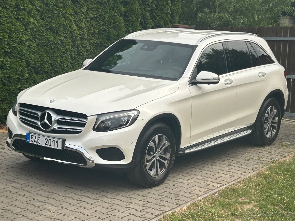 Mercedes GLC 220d 4M 9g 2016 ČR 1maj DPH VÝBAVA
