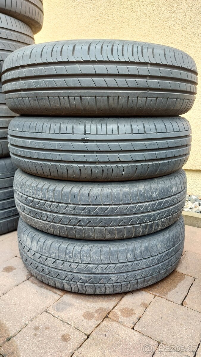 Pneu letní, 4 ks, rozměr 165/70/14, 81T, zn. HANKOOK