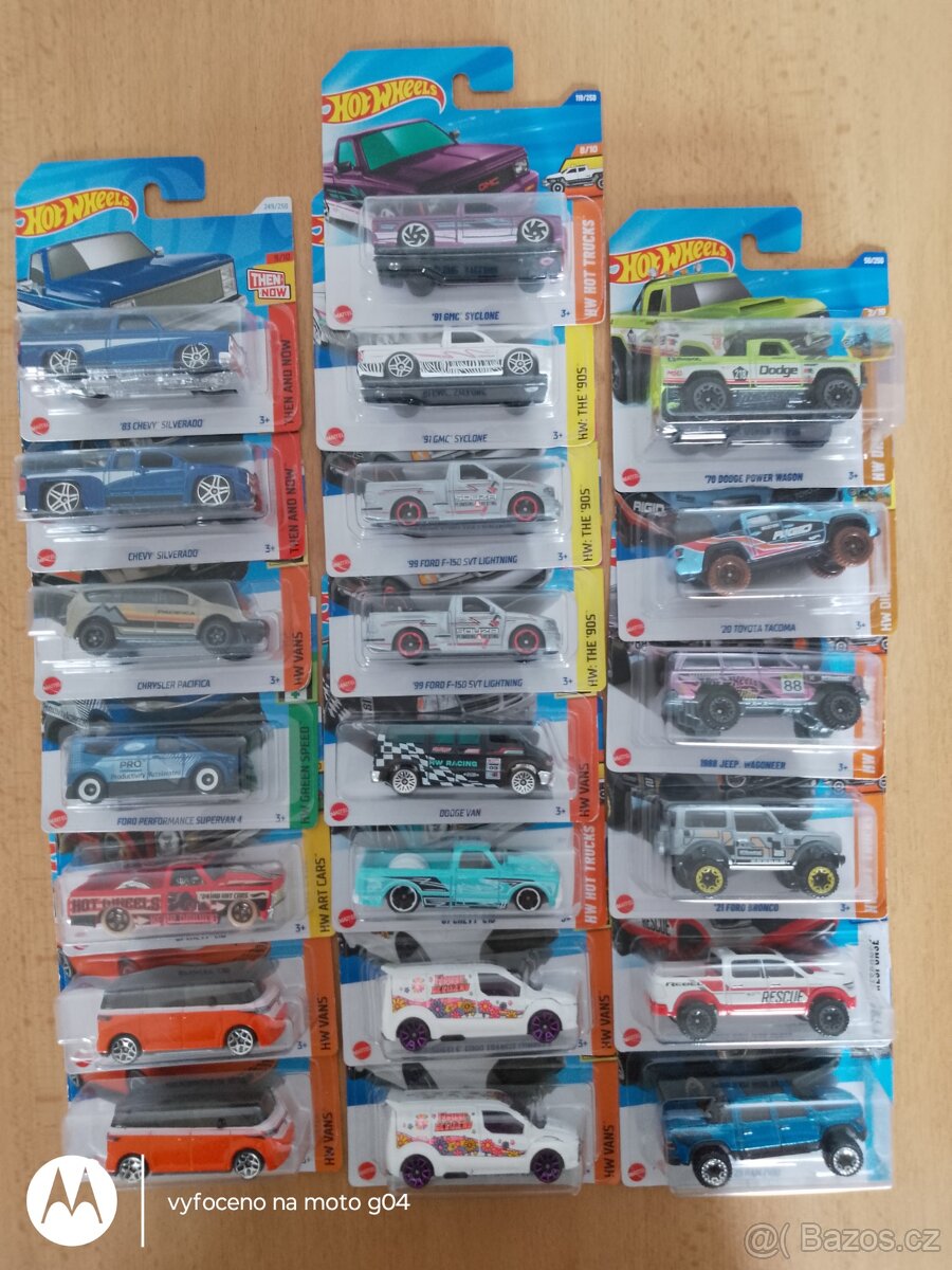 Hot Wheels a Matchbox