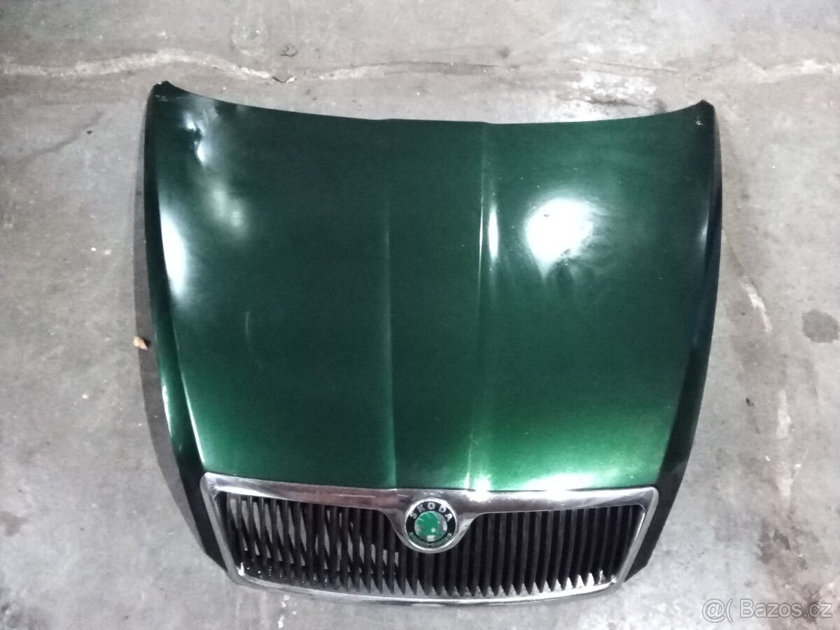 Škoda Octavia 2 kapota+maska zelená metalíza 9570 octavia i
