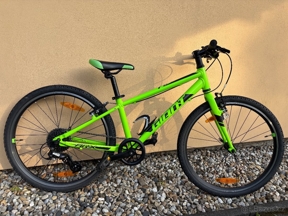Lehké dětské kolo Giant Arx 24
