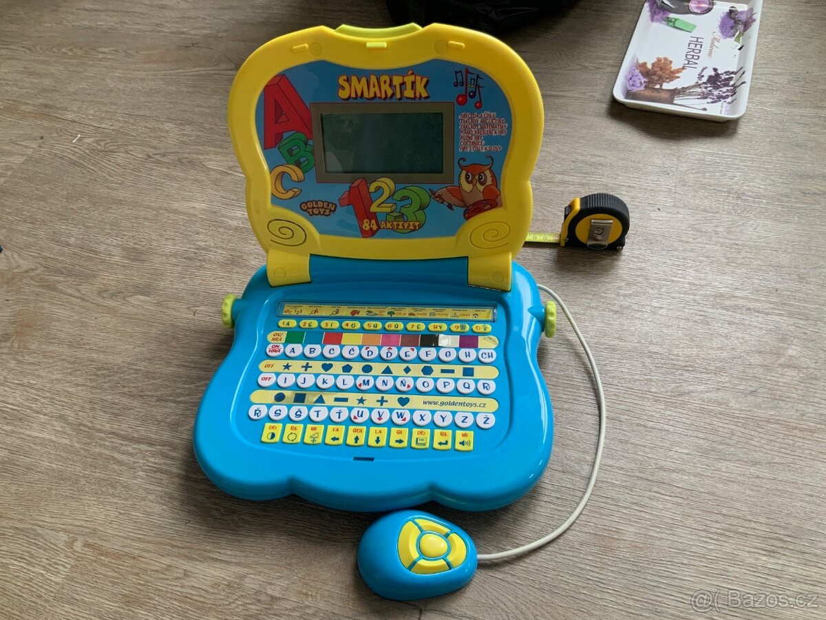 Dětský vzdělávací počítač Smartík