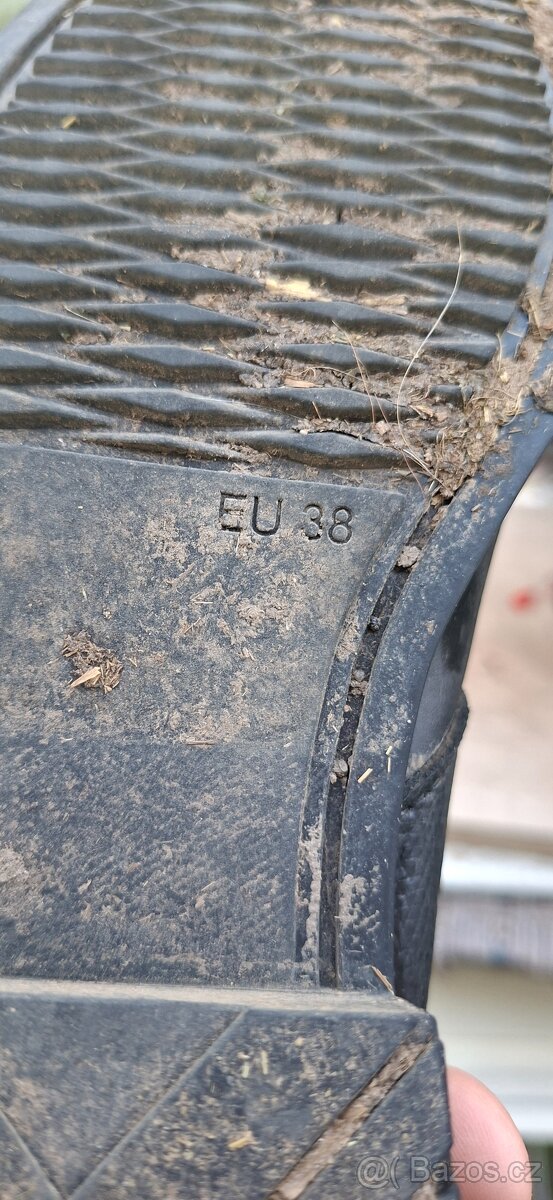 Prodám jezdeckou výbavu