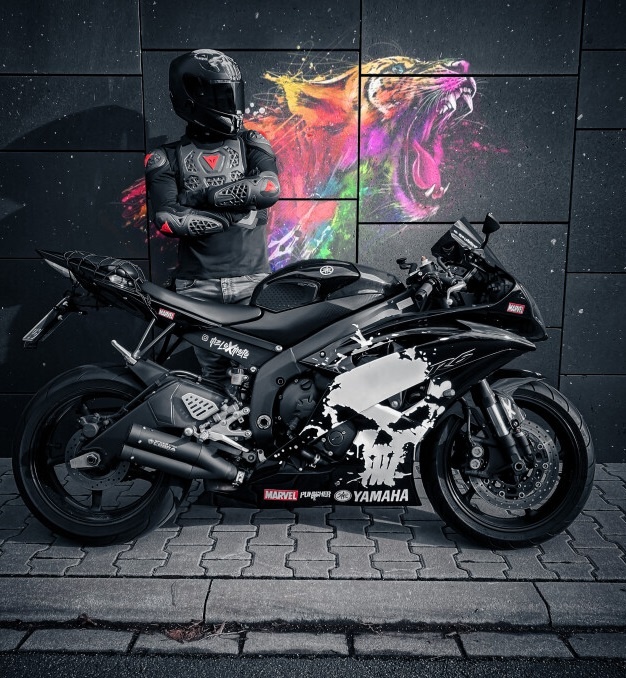 Yamaha R6 - homologovaný výfuk