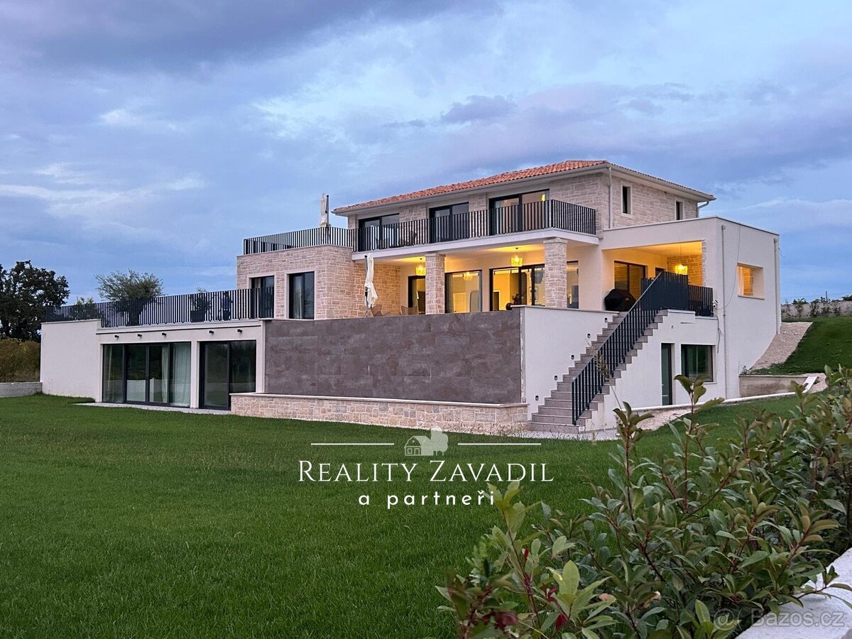 Prodej vily 430 m², Brtonigla, Chorvatsko, ev.č. 00906