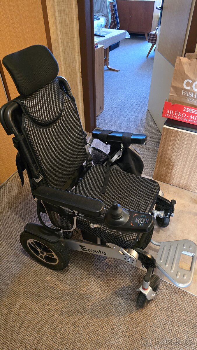 Elektrický skládací invalidní vozík Eroute 8000S