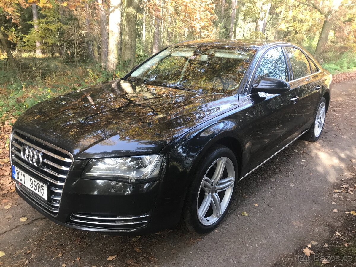 Audi A8 3.0tdi hybrid model 2013 Desing selection interiér