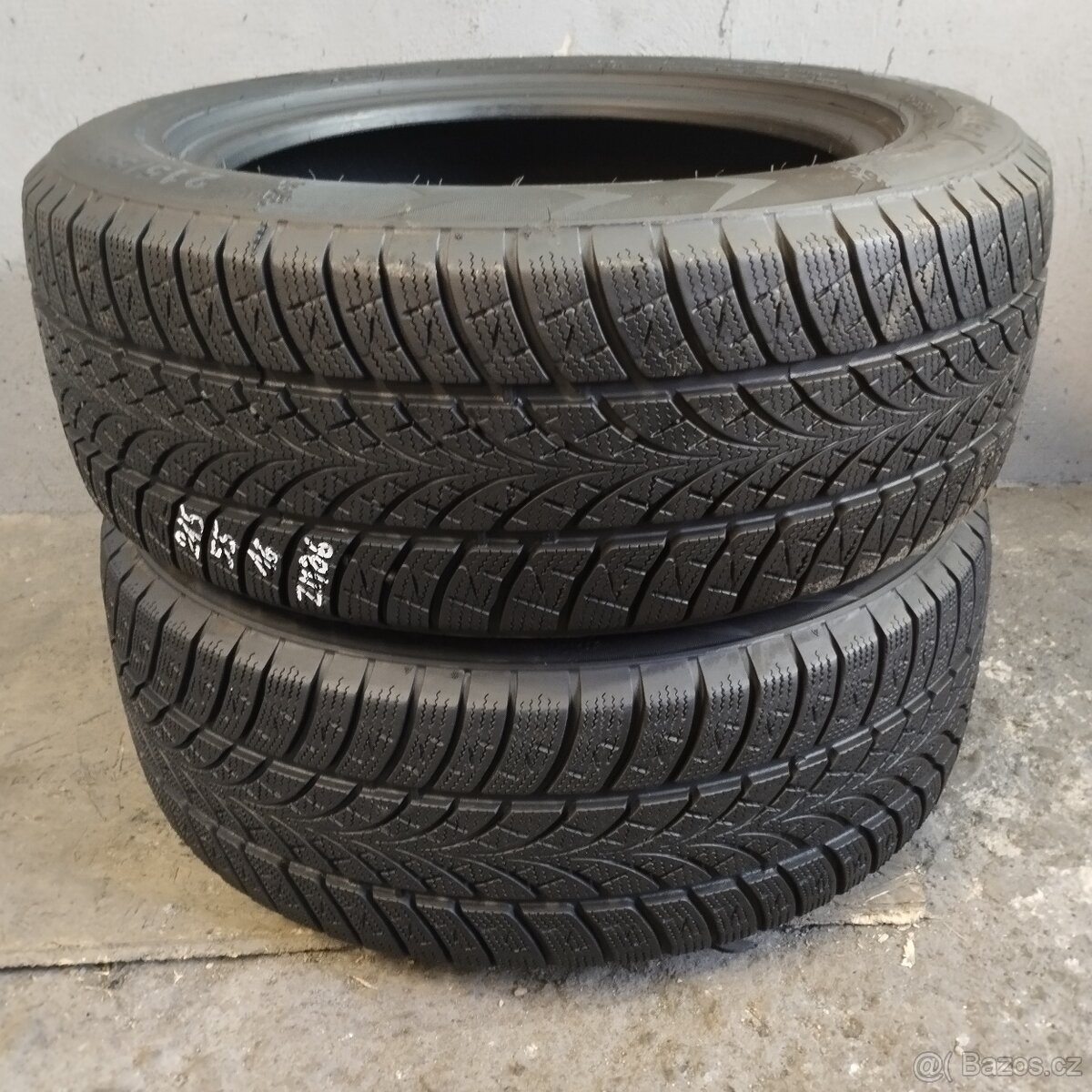 Zimní pneumatiky 215/55/16 Triangle