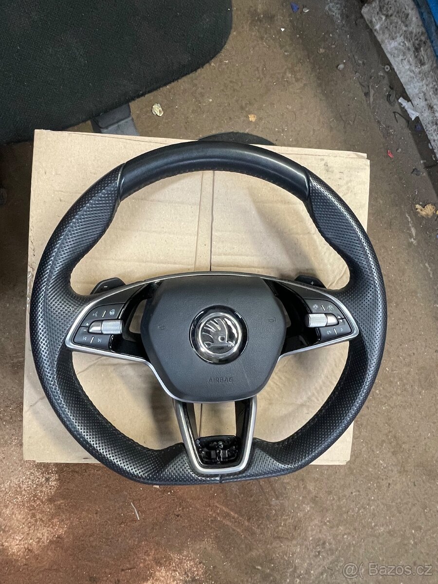 Prodam skoseny volant s airbagem