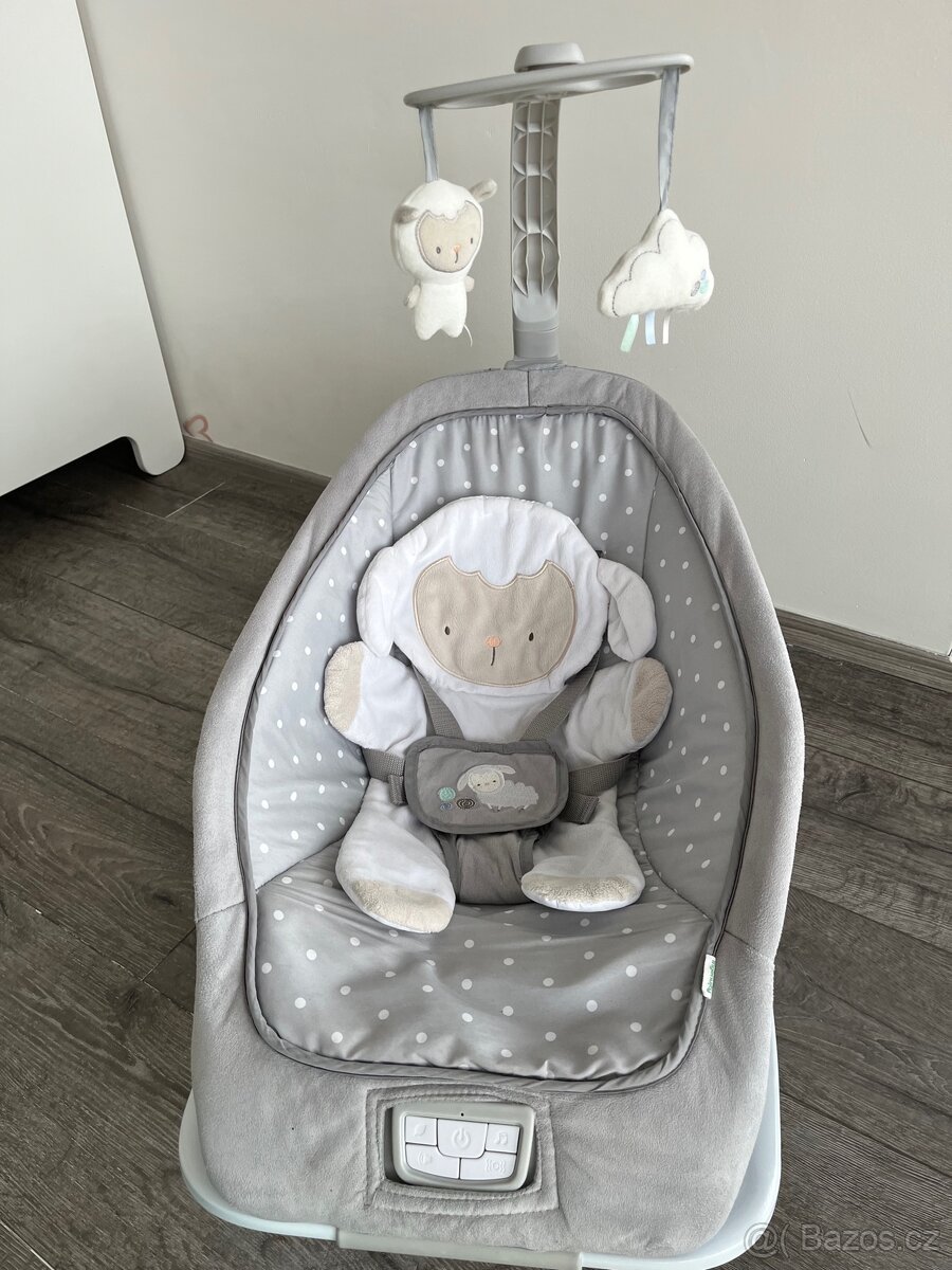 Vibrační a houpací lehátko Ingenuity