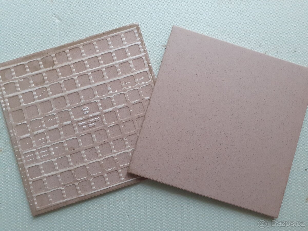 Keramická dlažba / obklad – matná, 30×30 cm