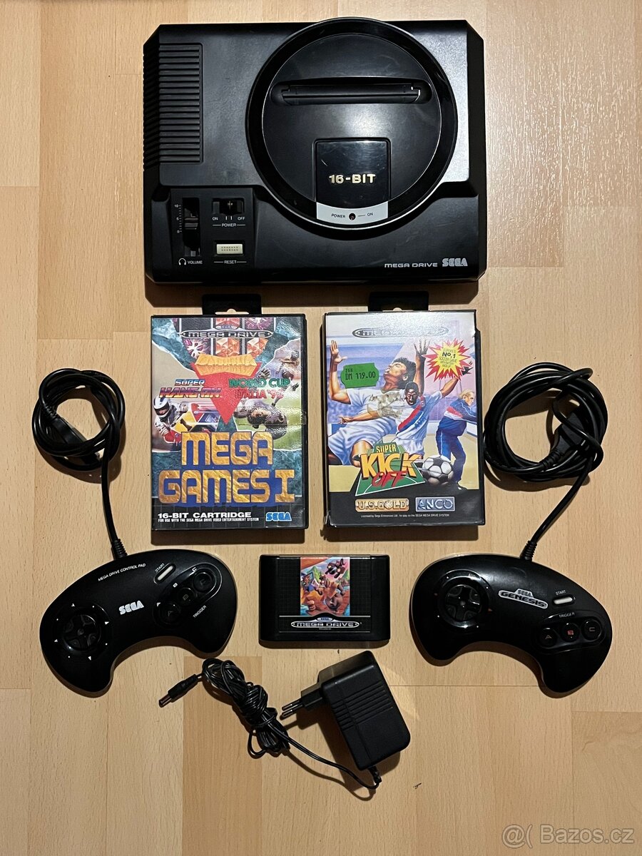 Sega Mega Drive 16-bit + 2 ovladače + 3 hry