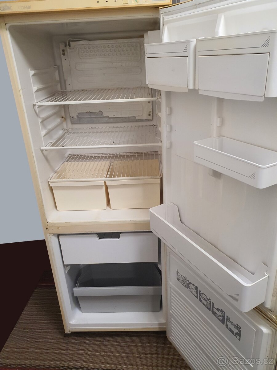 velká lednice s dopravou