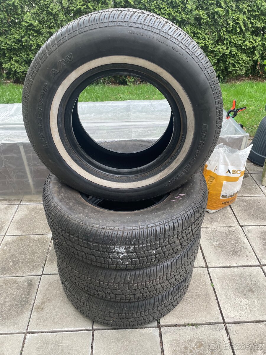 Pneu 235/75/15