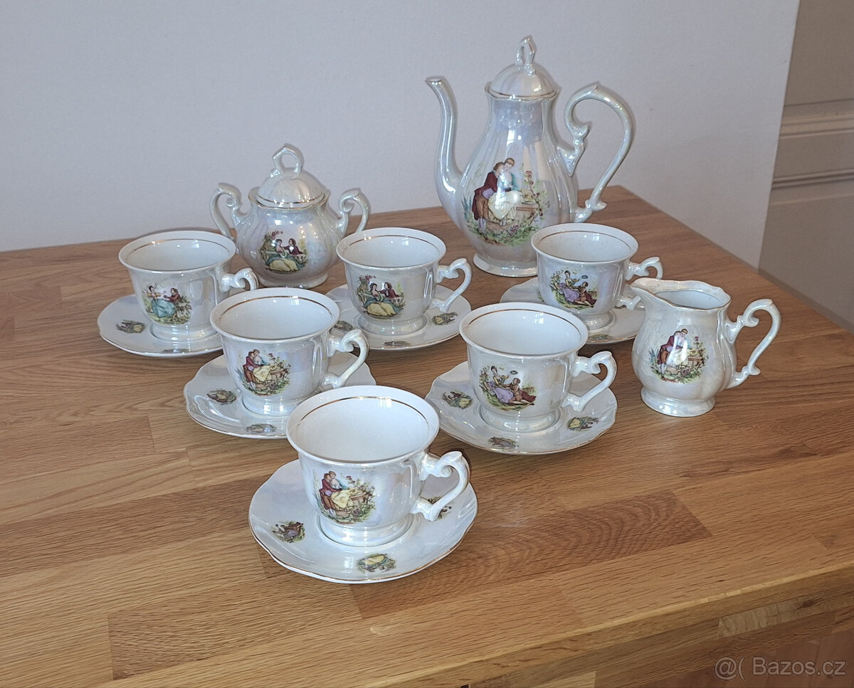 perleťový porcelánový servis