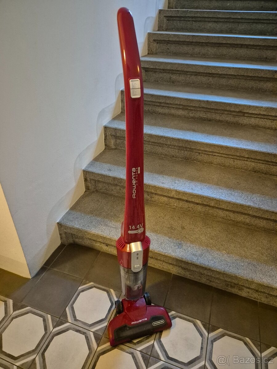Tyčový vysavač Rowenta