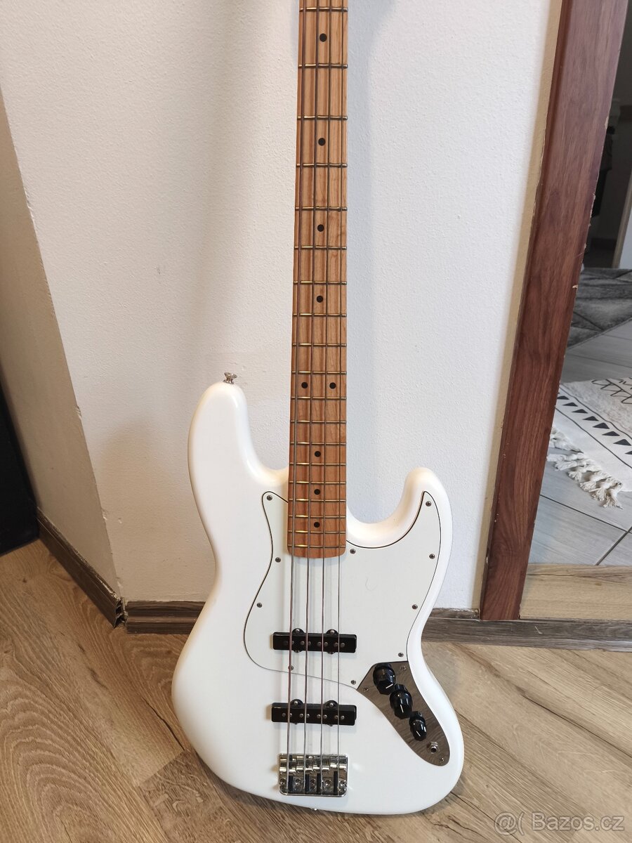 Fender baskytara