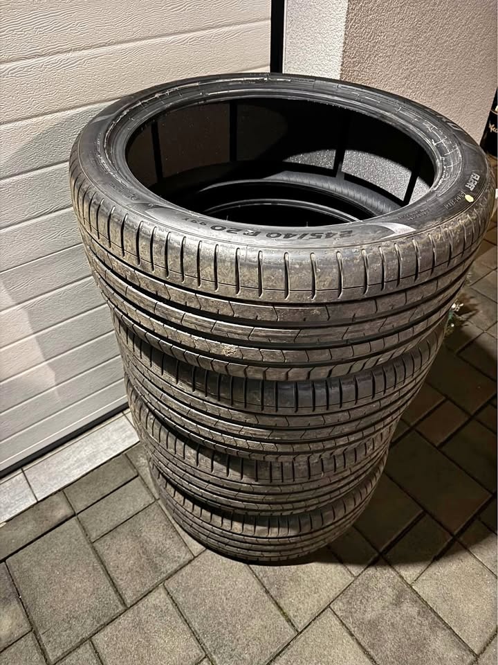 Letní pneumatiky - Pirelli P Zero 245/40 R20 99 Y RFT XL MOE