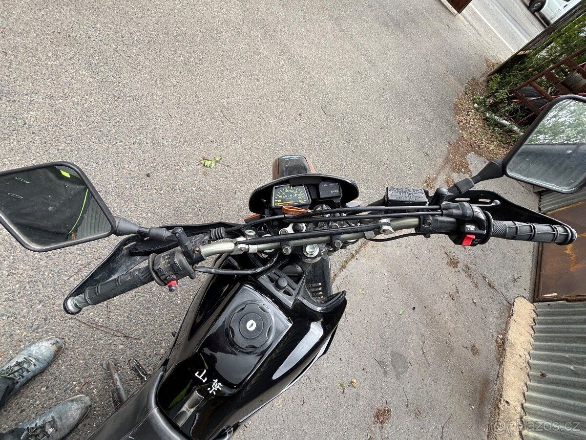 Yamaha XT 600